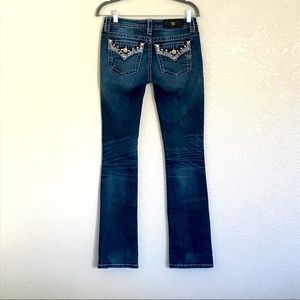 Miss Me Women’s Signature Slim boot cut jeans.